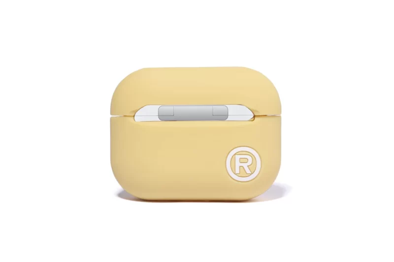 BAPE 1ST Camo Airpods Pro Case Yellow - Imagen 3